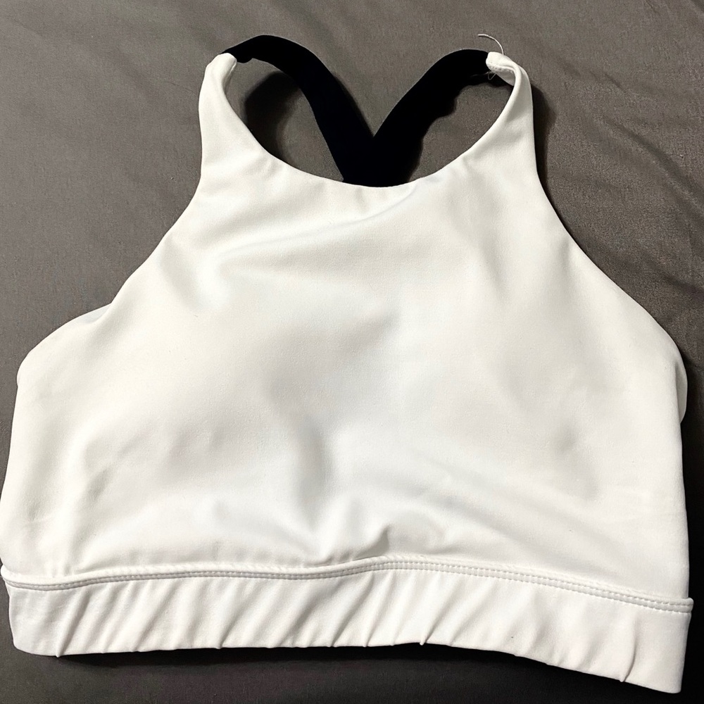 Vull Sport Fleo high neck sports bra